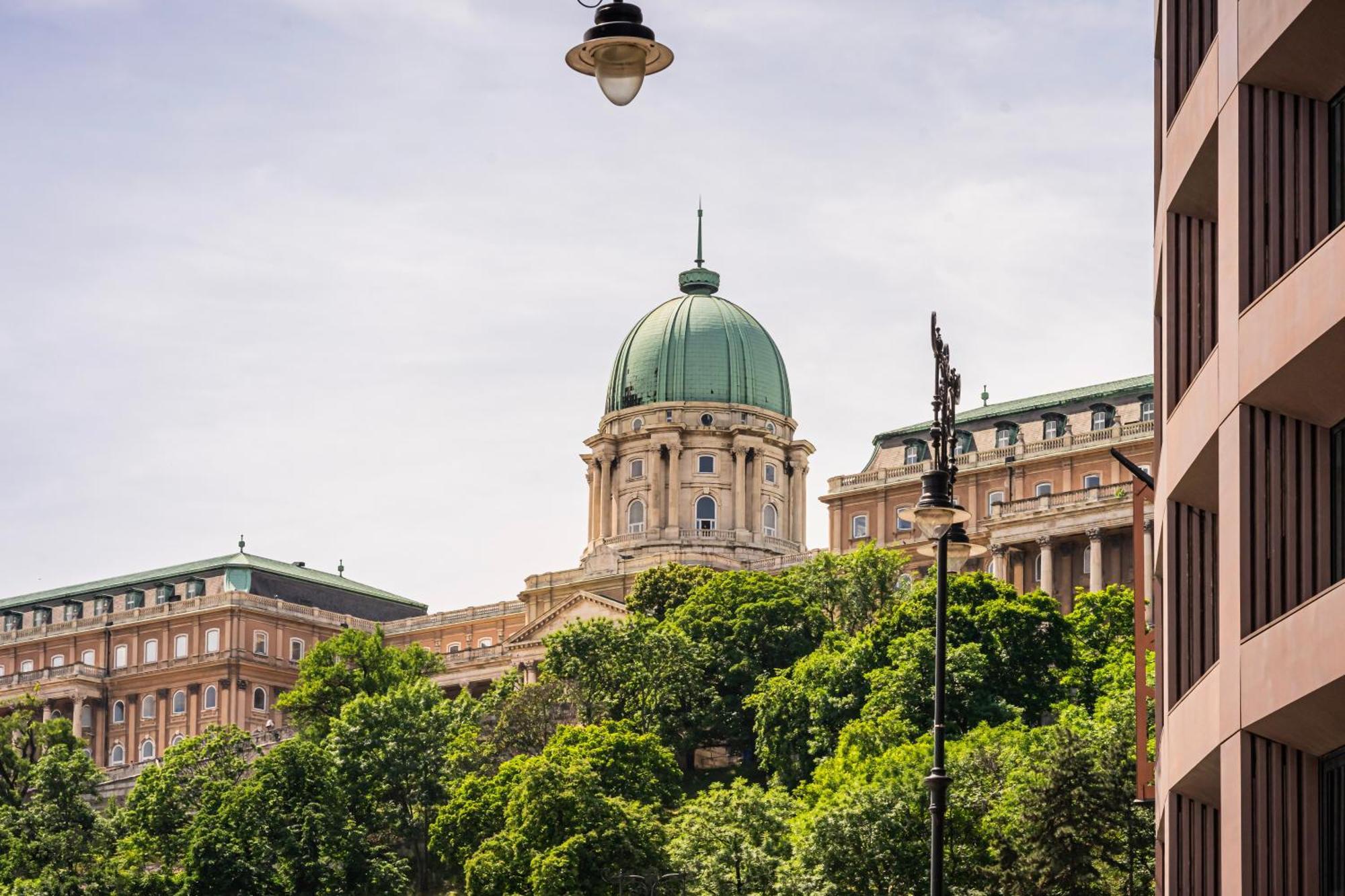 Elegant Escape By Buda Castle For Pleasure Seekers Budapešť Exteriér fotografie